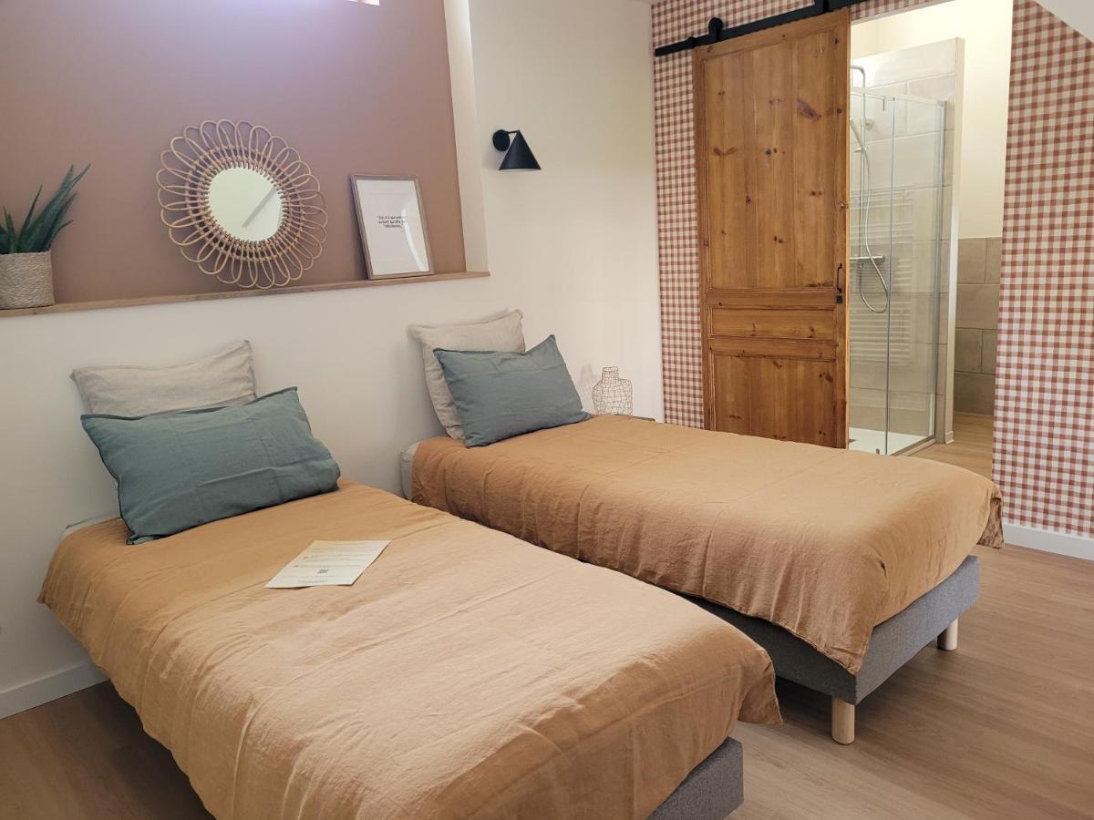 Les Fabulettes Bed & Breakfast Auffay Eksteriør bilde