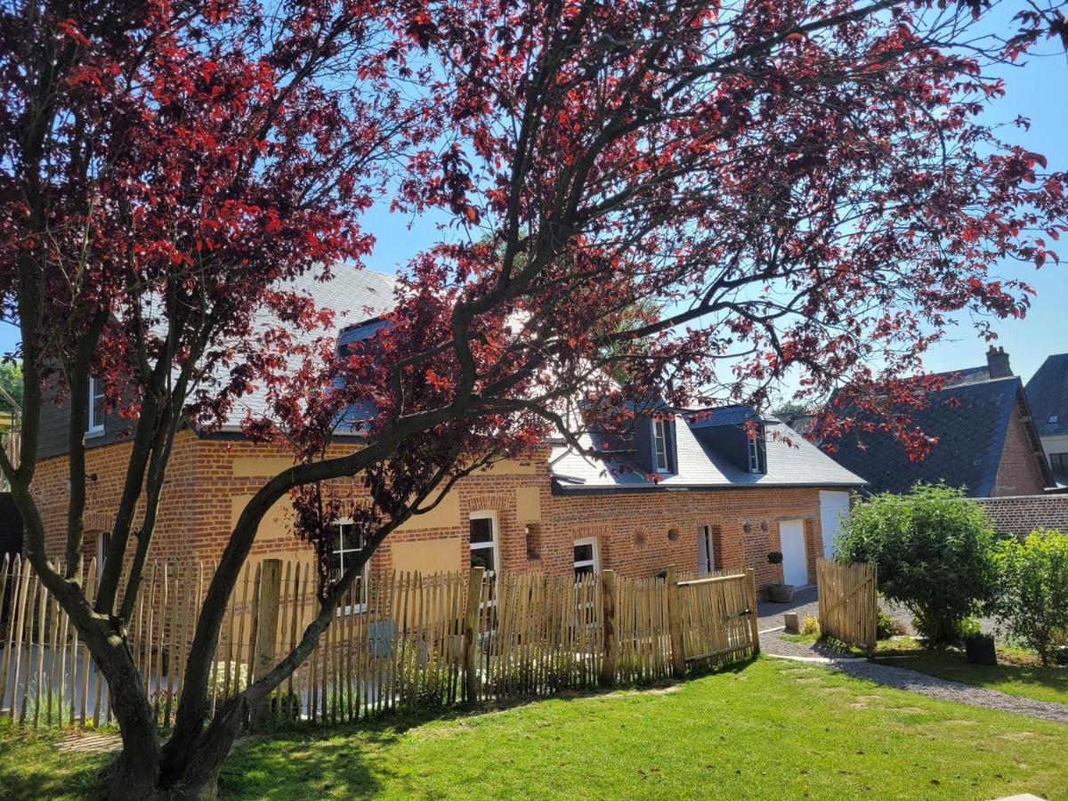 Les Fabulettes Bed & Breakfast Auffay Eksteriør bilde